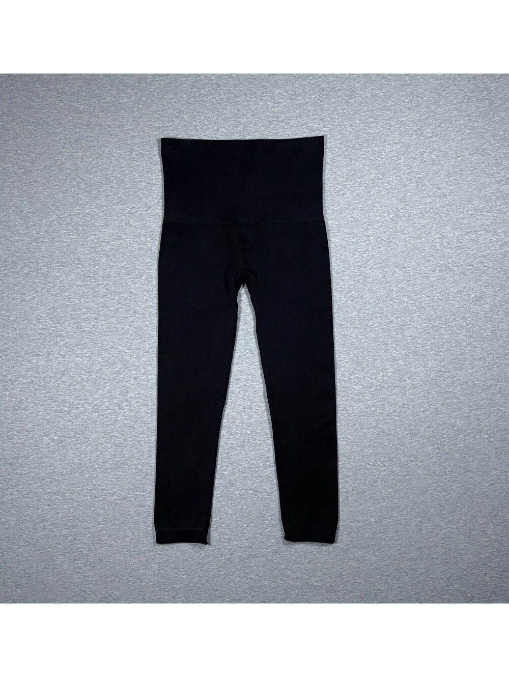 Spanx Look at Me Now Cropped Leggings Seamless Black Women’s Size Medium